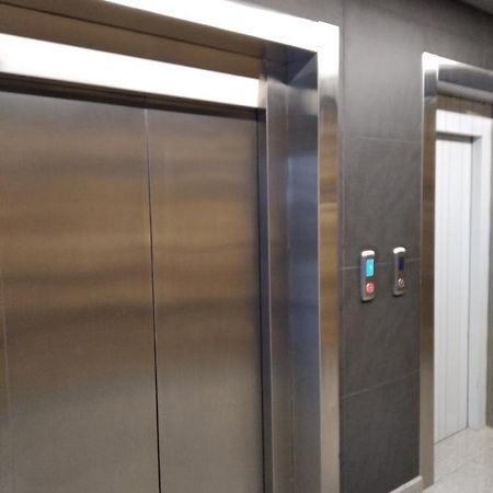 Sky House Exclusive Apartments Chişinău Eksteriør billede
