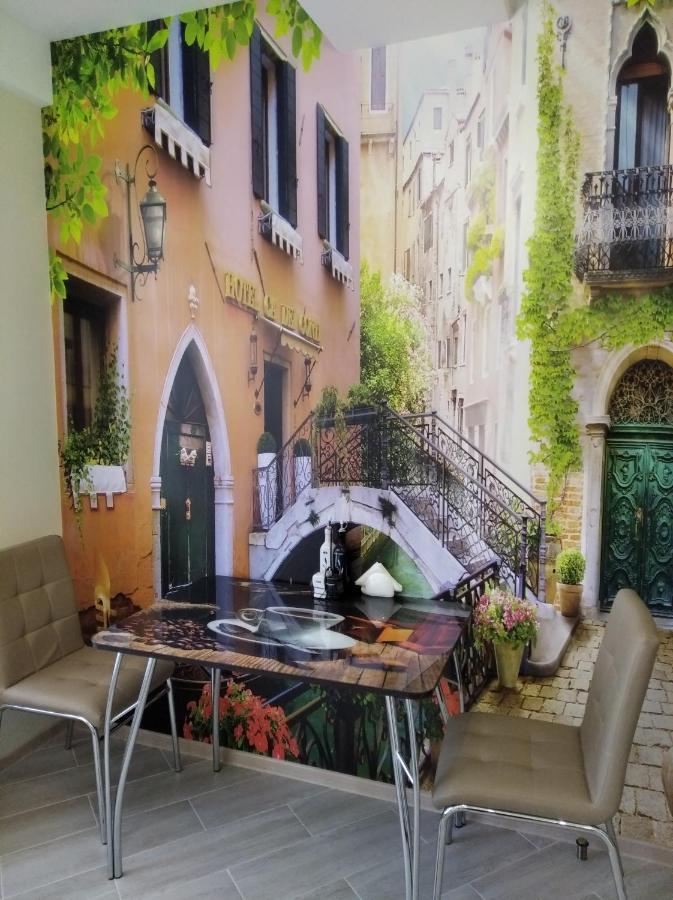 Sky House Exclusive Apartments Chişinău Eksteriør billede