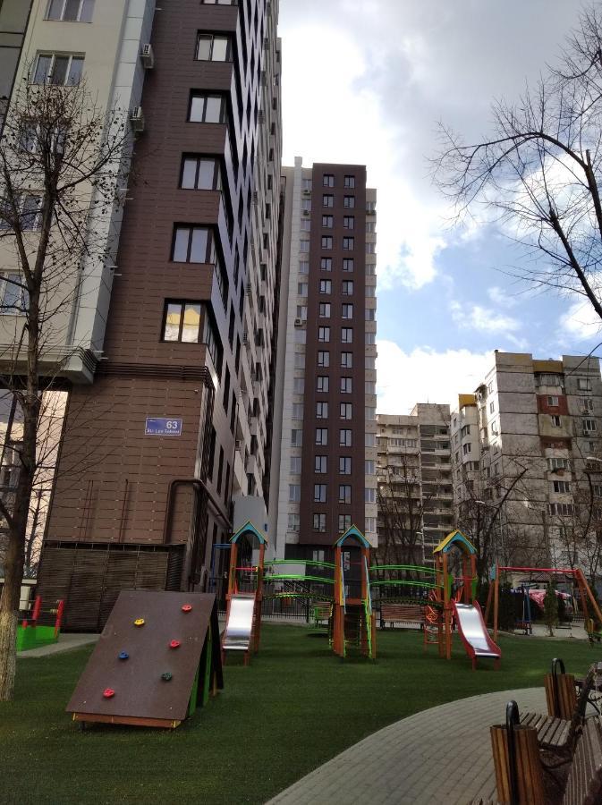Sky House Exclusive Apartments Chişinău Eksteriør billede